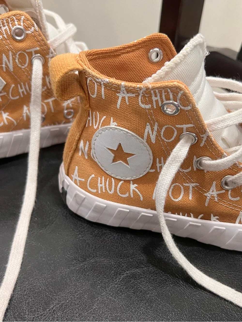 Converse Kids High-Top Chuck Taylor
